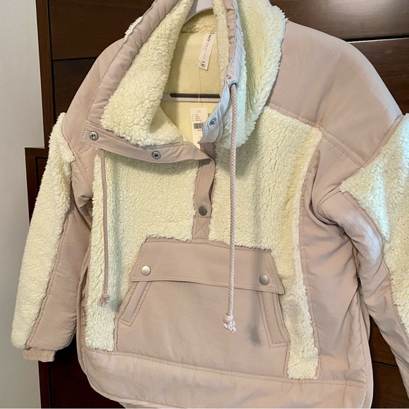 Anthro Daily Practice long sleeve Sherpa jacket - Picture 6 of 10